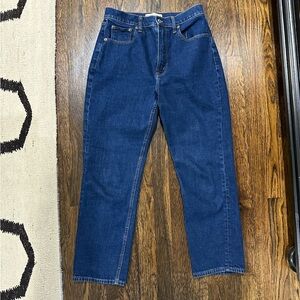 Abercrombie & Fitch Curve Love Ultra High Rise Ankle Straight Jean